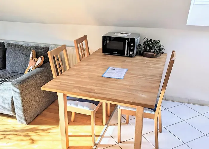 Moderne Einliegerwohnung Am Wald