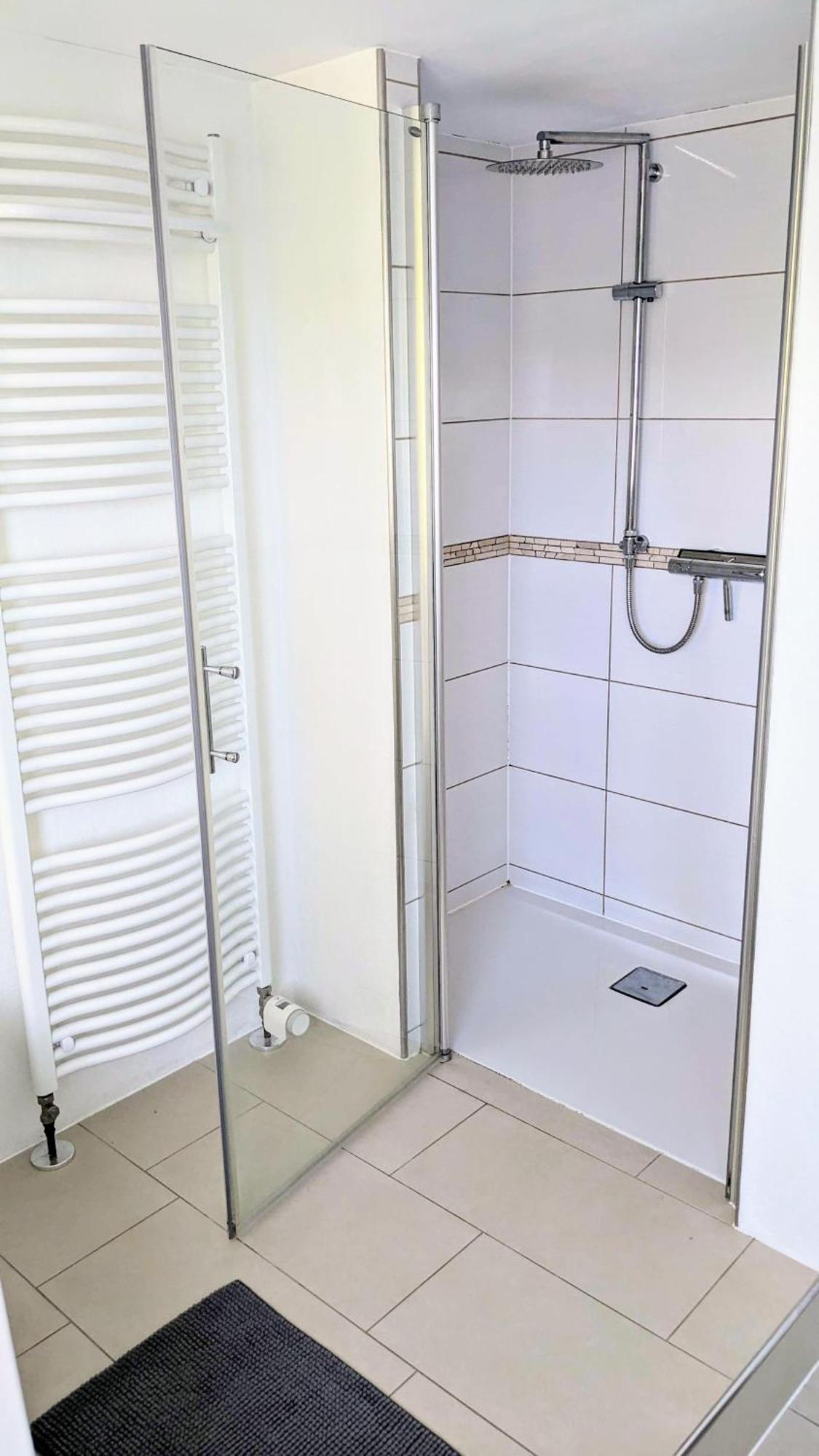 Apartment Moderne Einliegerwohnung Am Wald Langenfeld (North Rhine-Westphalia)